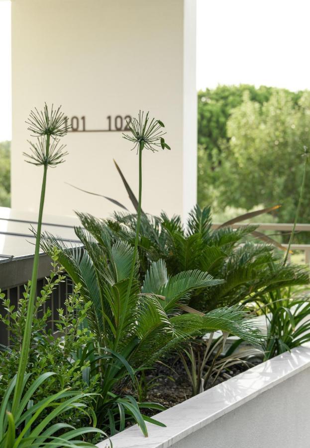 Eco Green Residences & Suites Торони Экстерьер фото